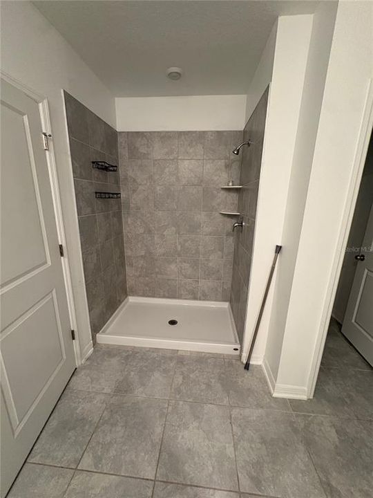 En Renta: $2,200 (4 camas, 2 baños, 1935 Pies cuadrados)