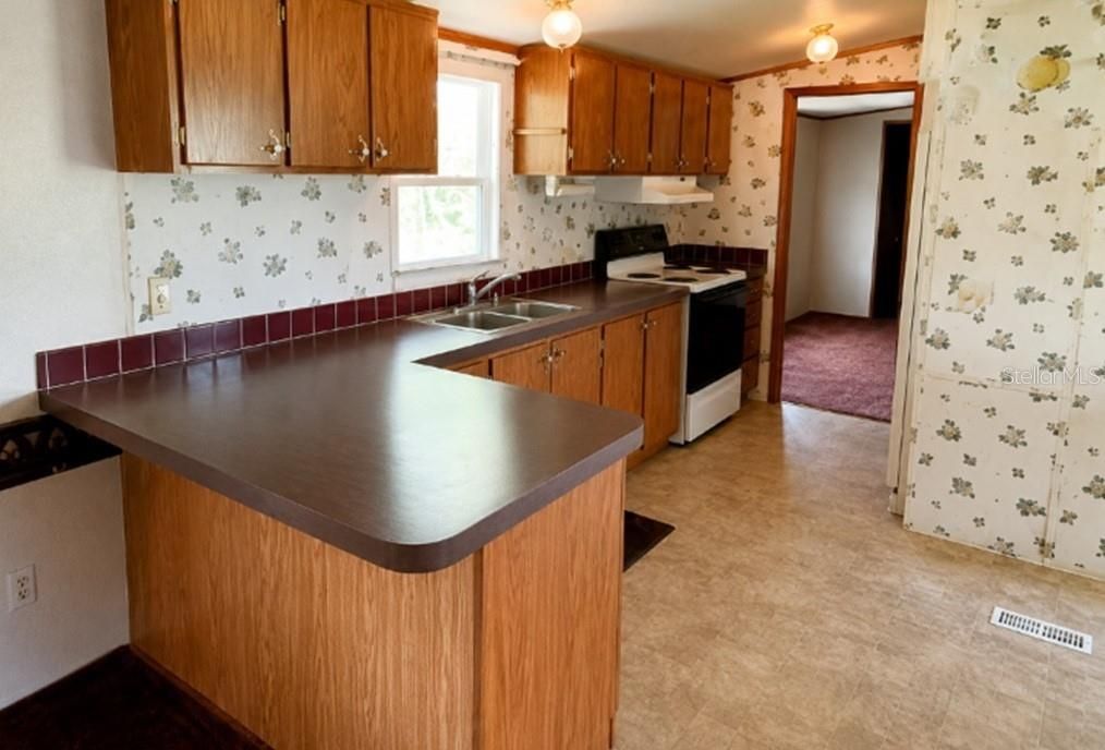 For Sale: $174,900 (3 beds, 2 baths, 1152 Square Feet)