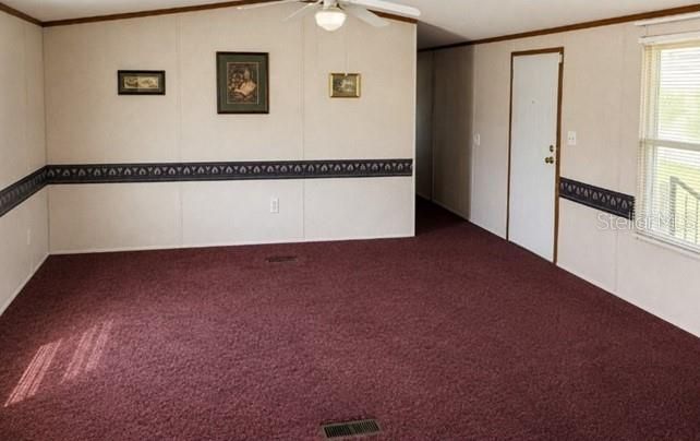 For Sale: $174,900 (3 beds, 2 baths, 1152 Square Feet)