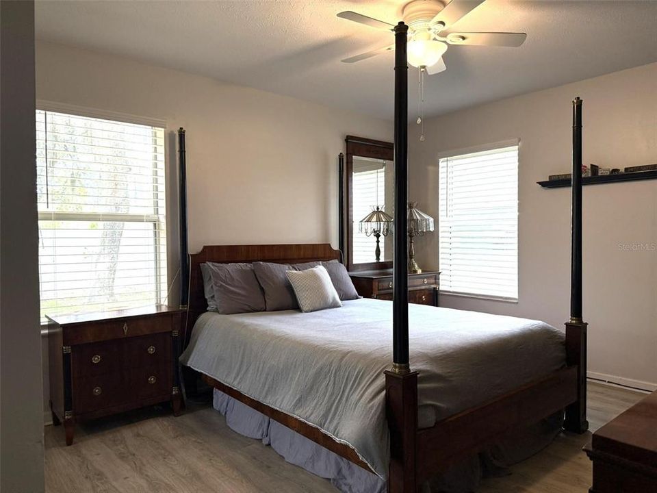 En Venta: $399,000 (3 camas, 2 baños, 2028 Pies cuadrados)