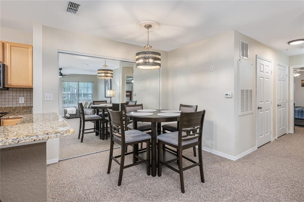 For Sale: $185,000 (3 beds, 2 baths, 1046 Square Feet)