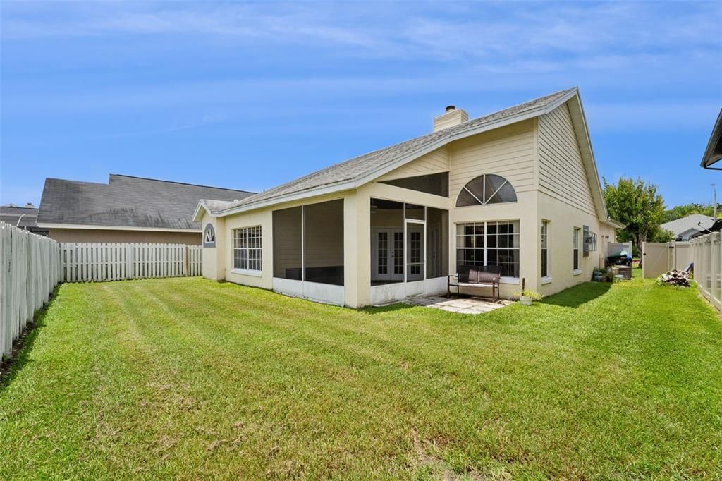 For Sale: $375,000 (3 beds, 2 baths, 1518 Square Feet)