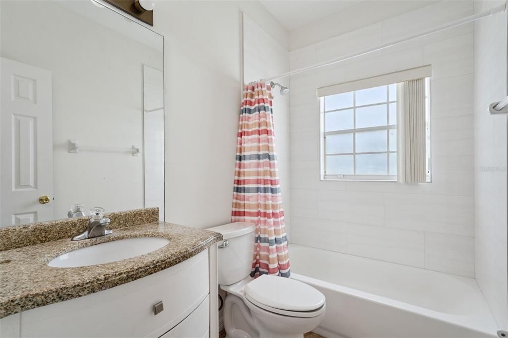 For Sale: $375,000 (3 beds, 2 baths, 1518 Square Feet)