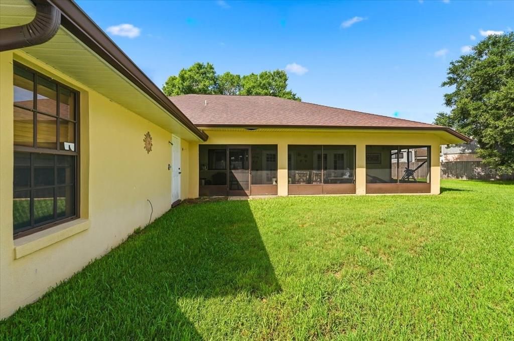 For Sale: $365,000 (3 beds, 2 baths, 2008 Square Feet)