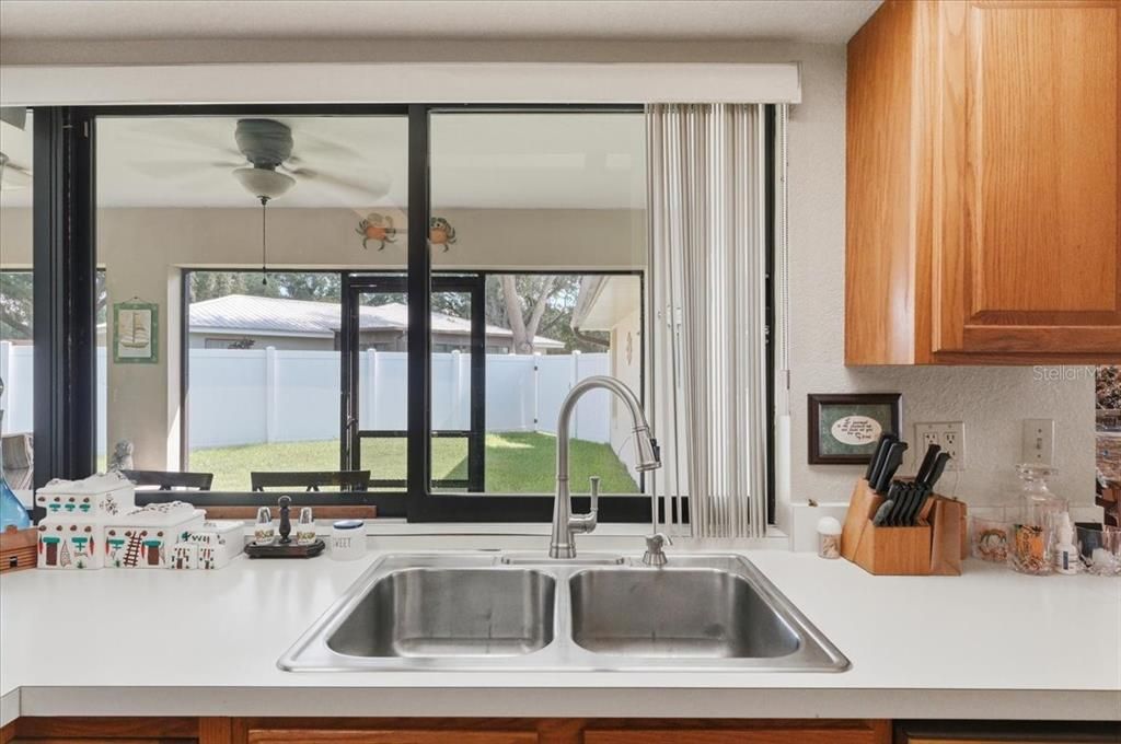 For Sale: $365,000 (3 beds, 2 baths, 2008 Square Feet)