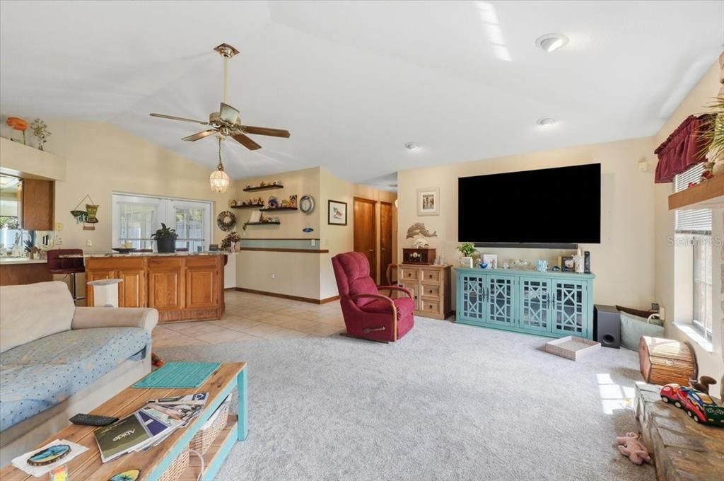 For Sale: $365,000 (3 beds, 2 baths, 2008 Square Feet)