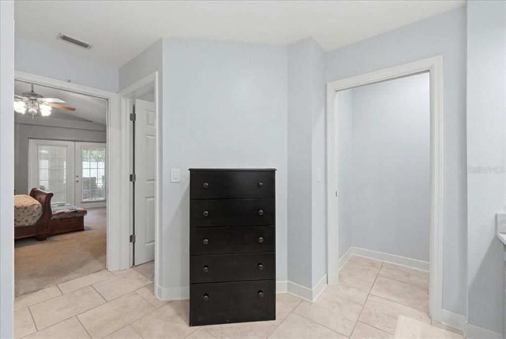 For Sale: $365,000 (3 beds, 2 baths, 2008 Square Feet)