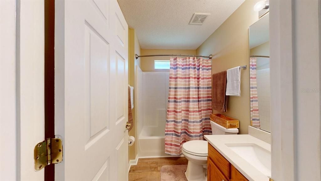 For Sale: $335,000 (3 beds, 2 baths, 1794 Square Feet)