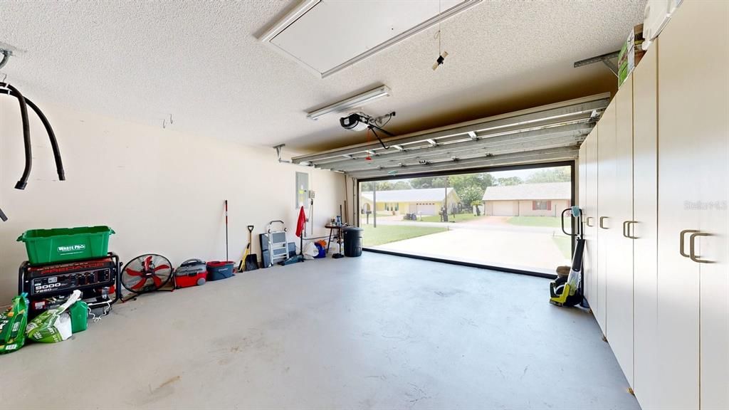 For Sale: $335,000 (3 beds, 2 baths, 1794 Square Feet)