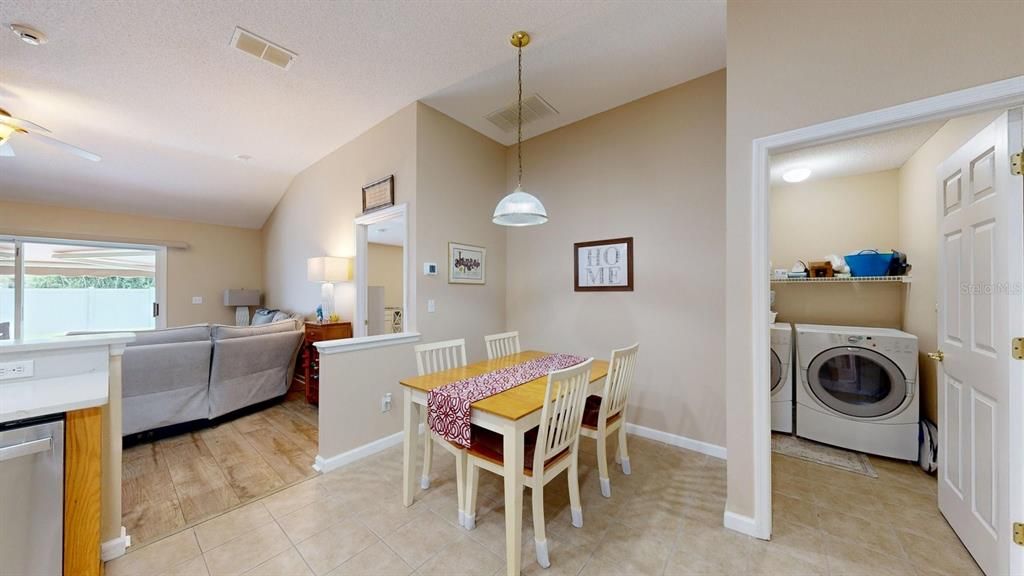 For Sale: $335,000 (3 beds, 2 baths, 1794 Square Feet)