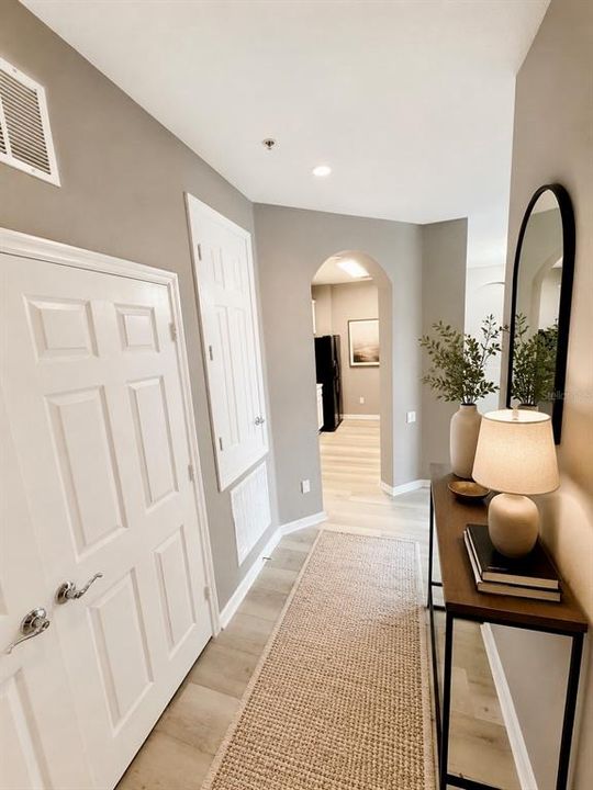 For Rent: $2,100 (3 beds, 2 baths, 1247 Square Feet)