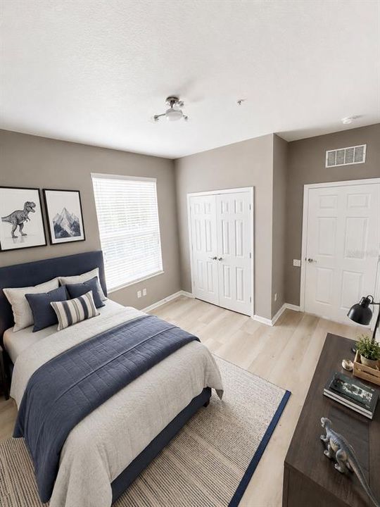 For Rent: $2,100 (3 beds, 2 baths, 1247 Square Feet)