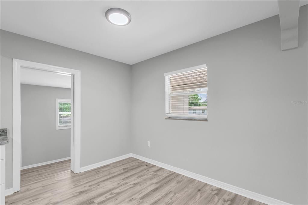 For Sale: $379,900 (3 beds, 1 baths, 1390 Square Feet)