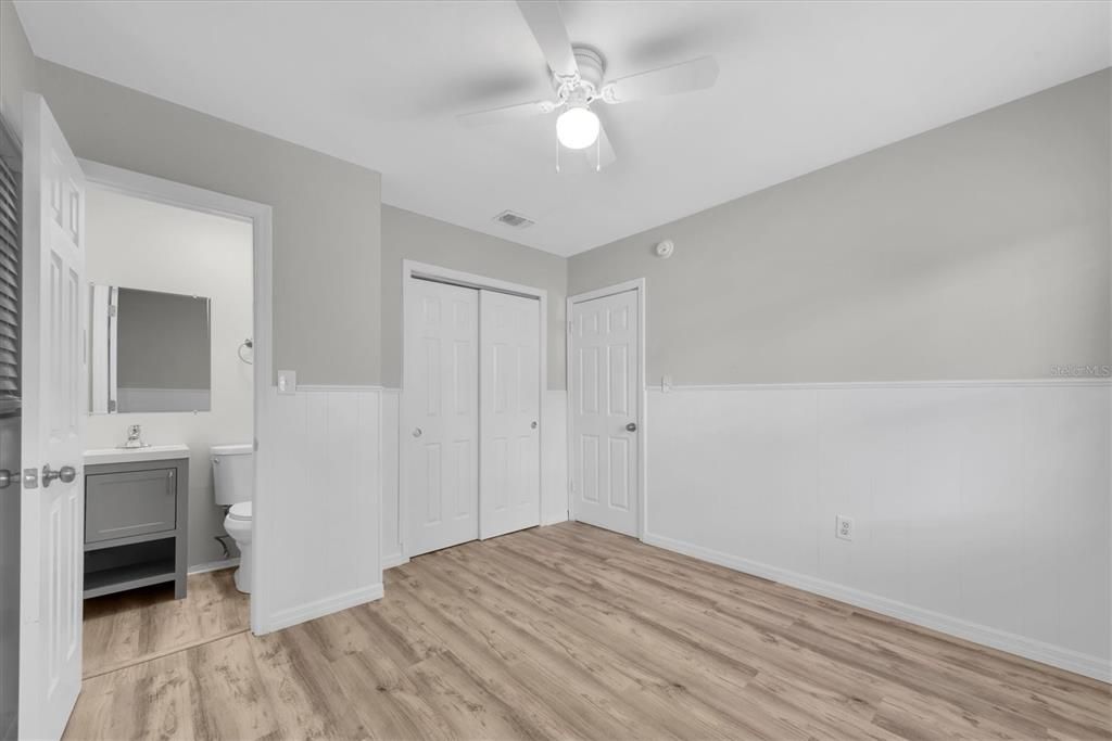 For Sale: $379,900 (3 beds, 1 baths, 1390 Square Feet)