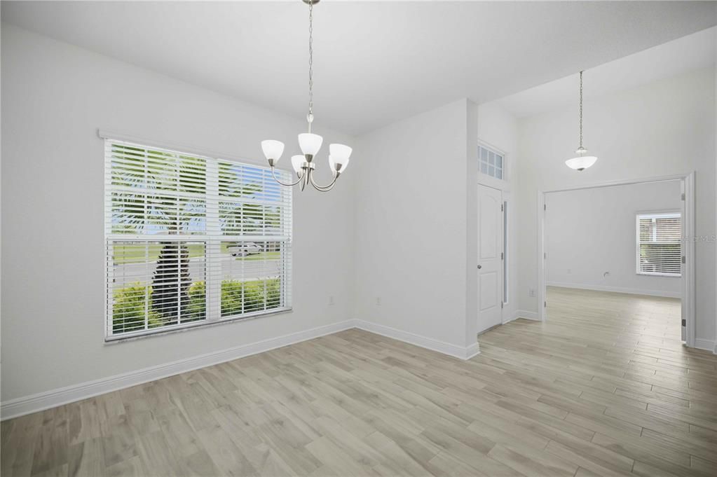 For Sale: $388,999 (4 beds, 2 baths, 2346 Square Feet)