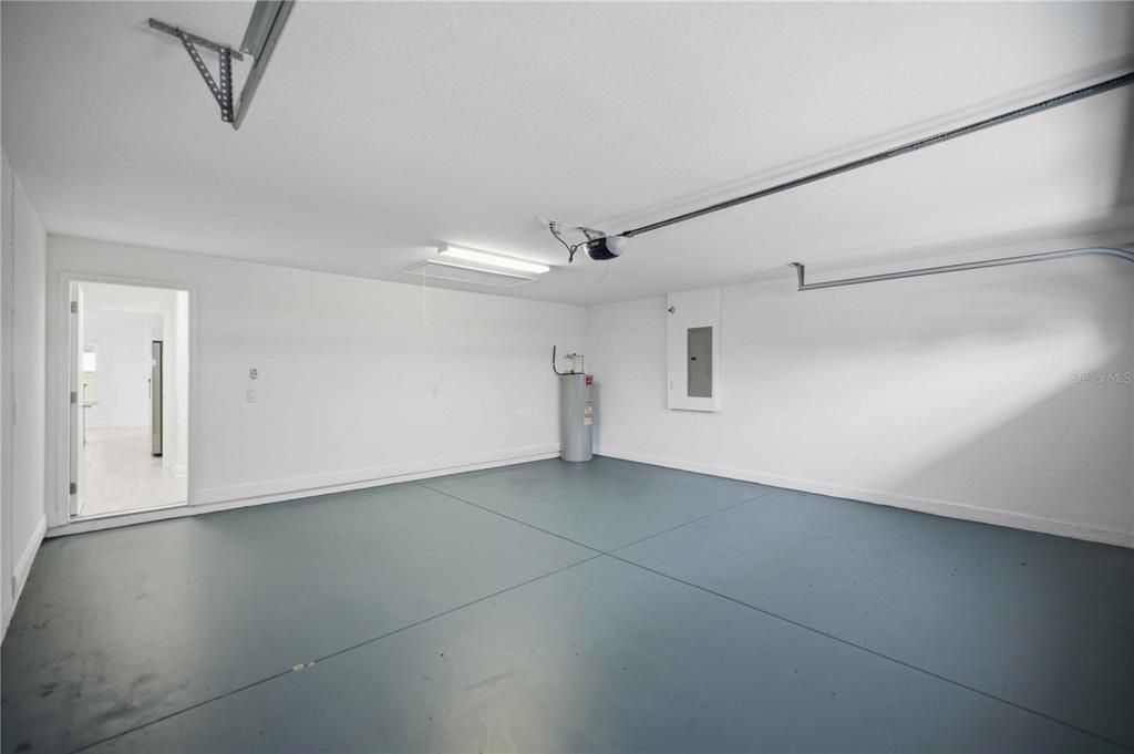 For Sale: $388,999 (4 beds, 2 baths, 2346 Square Feet)