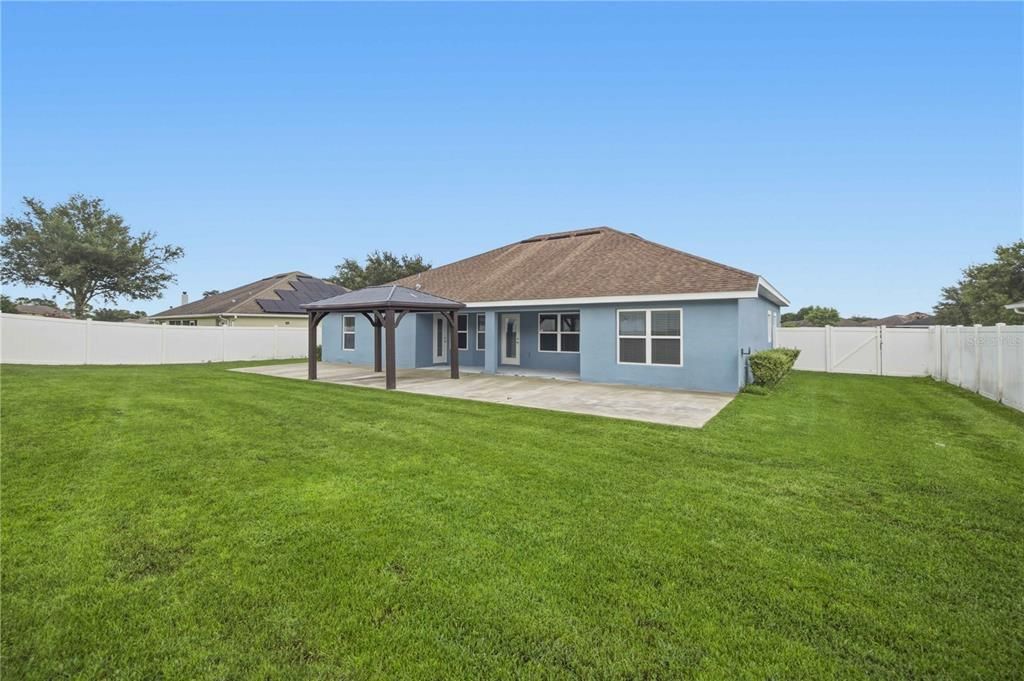 For Sale: $388,999 (4 beds, 2 baths, 2346 Square Feet)