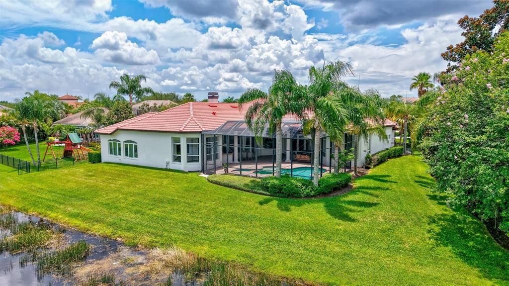 На продажу: $2,200,000 (5 спален, 4 ванн, 4962 Квадратных фут)