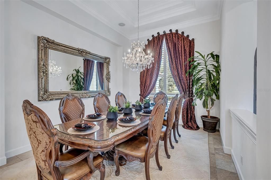 На продажу: $2,200,000 (5 спален, 4 ванн, 4962 Квадратных фут)