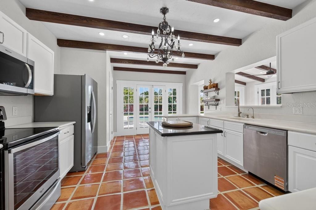 For Sale: $1,250,000 (4 beds, 3 baths, 2320 Square Feet)