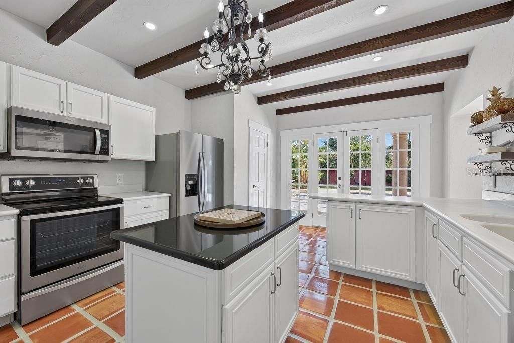 For Sale: $1,250,000 (4 beds, 3 baths, 2320 Square Feet)