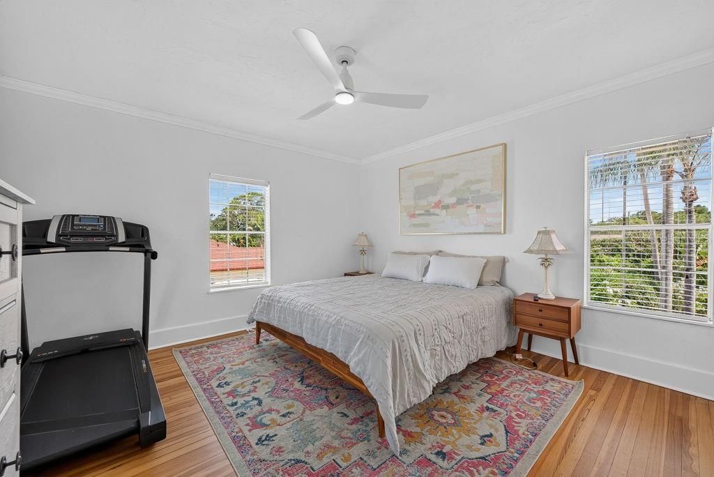 For Sale: $1,250,000 (4 beds, 3 baths, 2320 Square Feet)