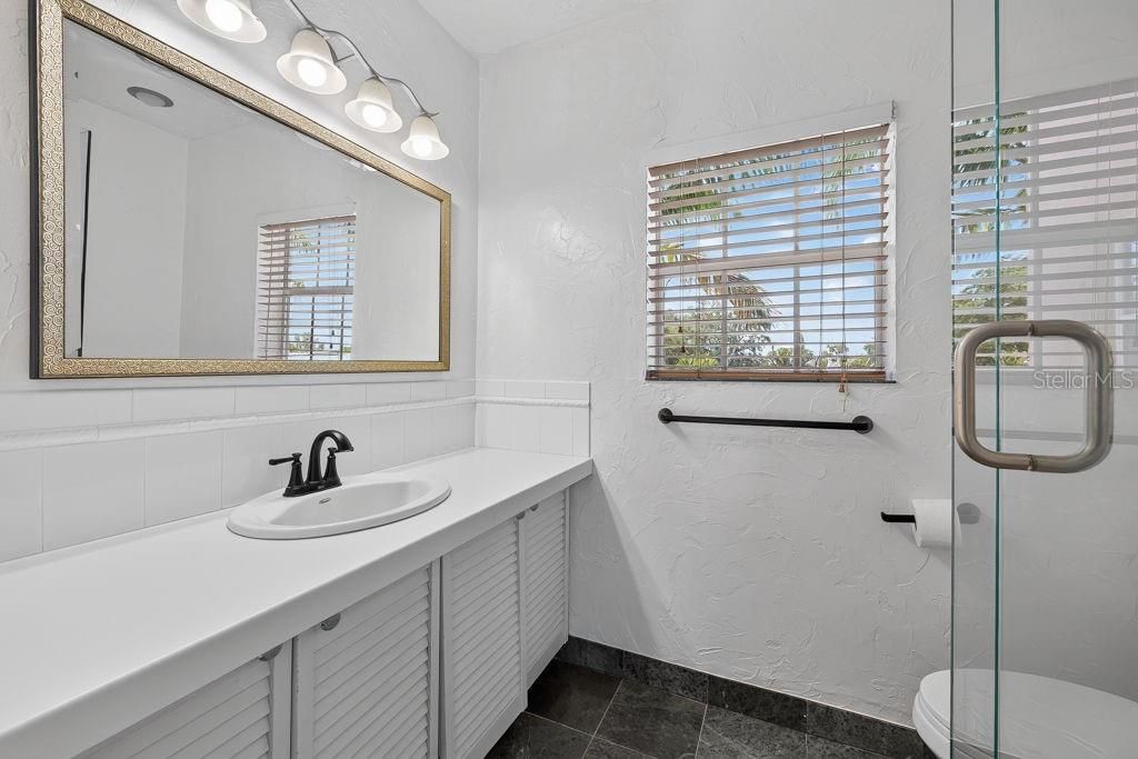 For Sale: $1,250,000 (4 beds, 3 baths, 2320 Square Feet)