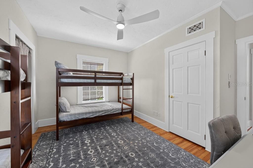 For Sale: $1,250,000 (4 beds, 3 baths, 2320 Square Feet)
