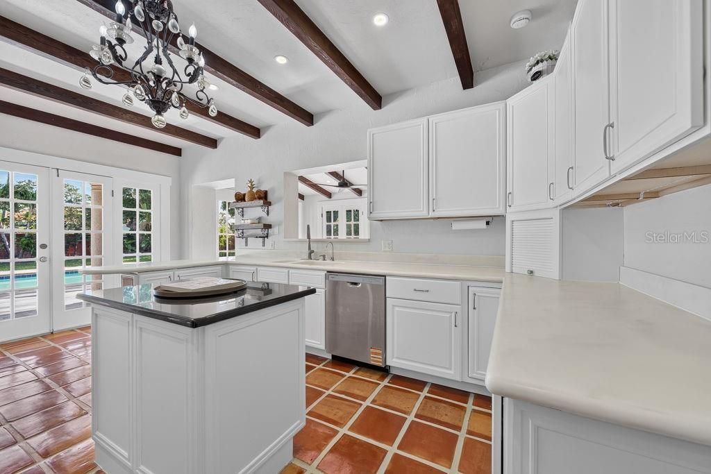 For Sale: $1,250,000 (4 beds, 3 baths, 2320 Square Feet)