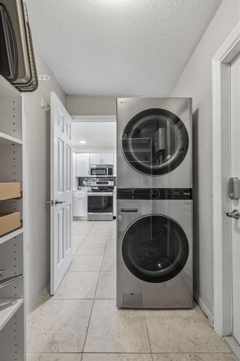 На продажу: $450,000 (2 спален, 1 ванн, 1189 Квадратных фут)