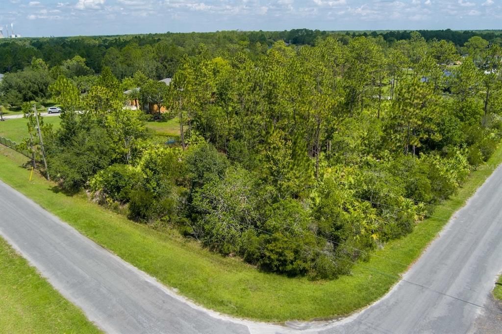 Activo con contrato: $139,900 (1.03 acres)