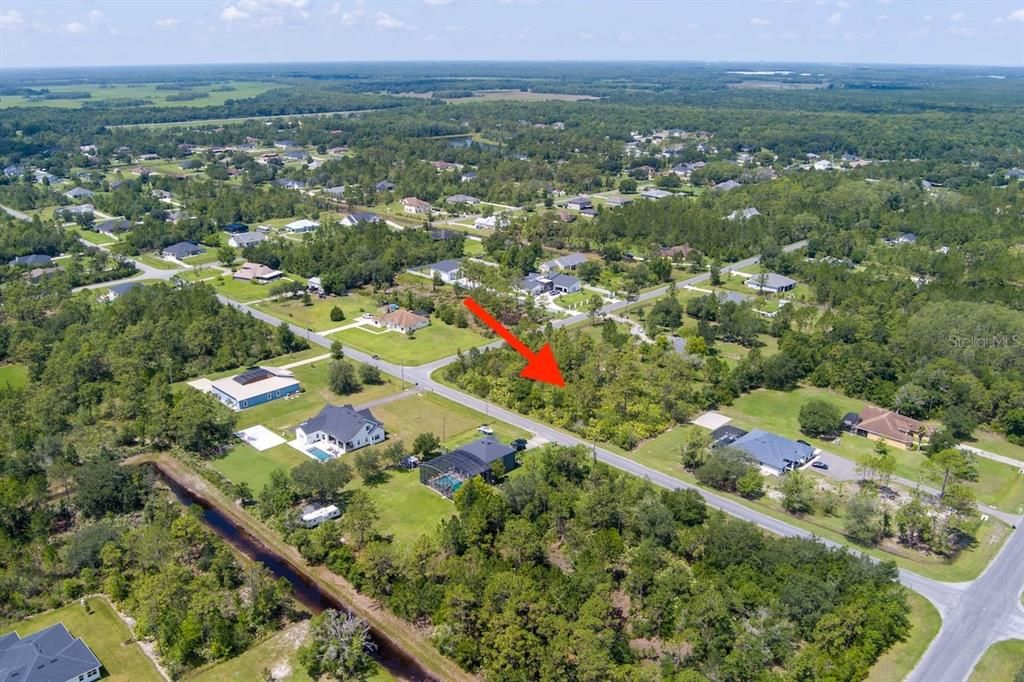 Activo con contrato: $139,900 (1.03 acres)
