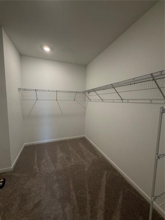 В аренду: $2,990 (5 спален, 3 ванн, 2546 Квадратных фут)