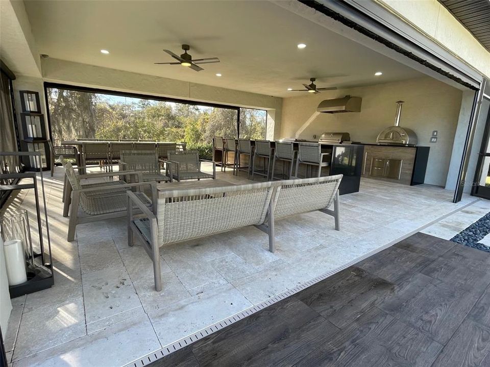 En Venta: $2,200,000 (6 camas, 4 baños, 4311 Pies cuadrados)