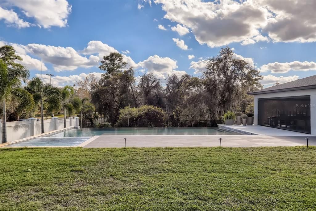 En Venta: $2,200,000 (6 camas, 4 baños, 4311 Pies cuadrados)