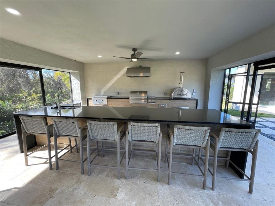 En Venta: $2,200,000 (6 camas, 4 baños, 4311 Pies cuadrados)
