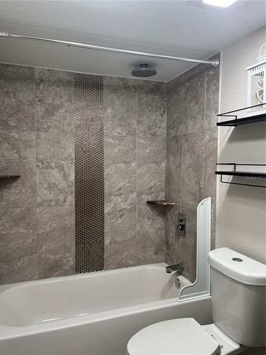 В аренду: $1,550 (2 спален, 2 ванн, 918 Квадратных фут)