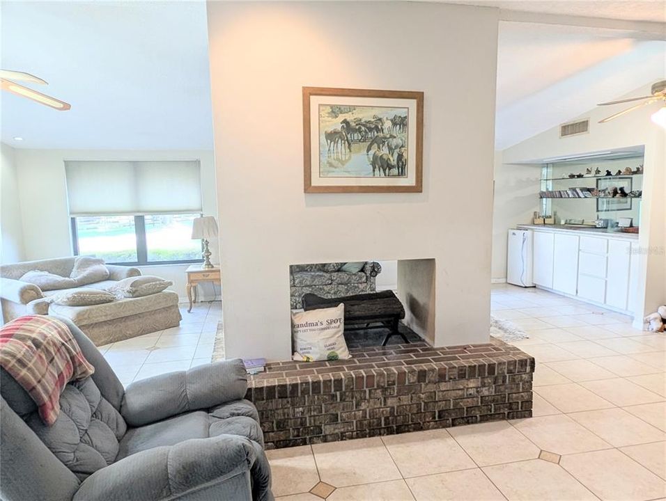 For Sale: $1,299,999 (6 beds, 4 baths, 5072 Square Feet)