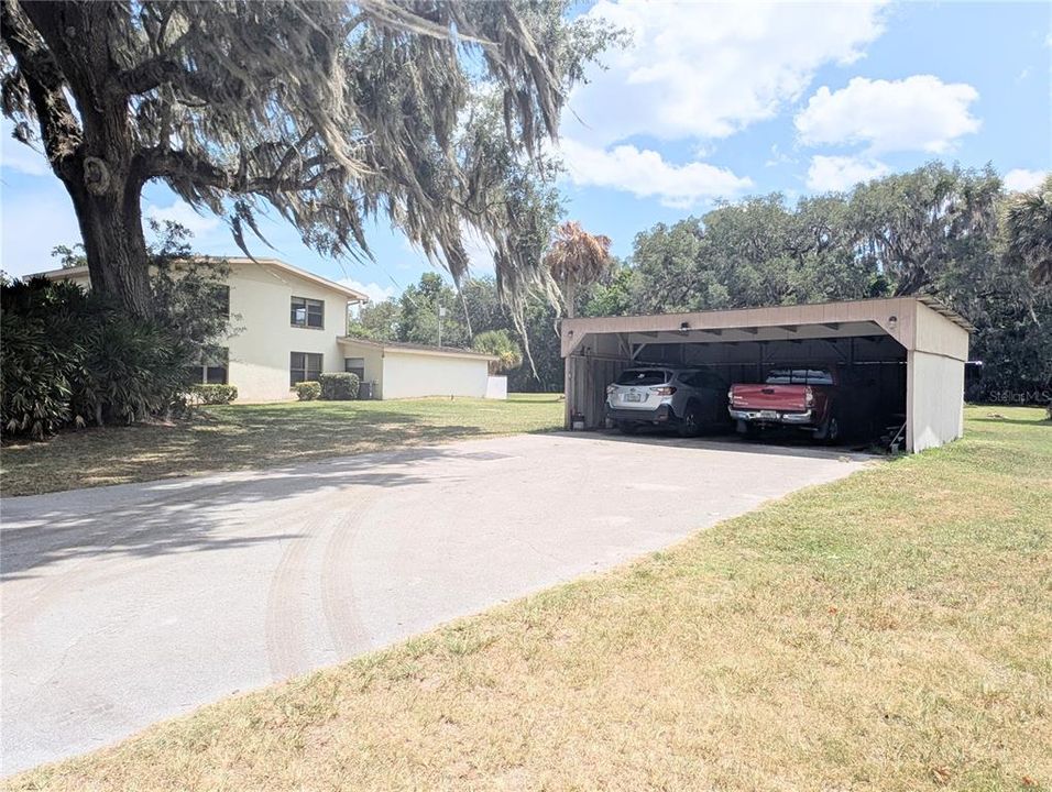 For Sale: $1,299,999 (6 beds, 4 baths, 5072 Square Feet)
