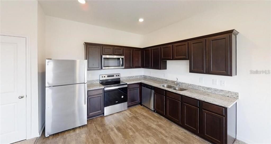 En Venta: $198,900 (3 camas, 2 baños, 1404 Pies cuadrados)