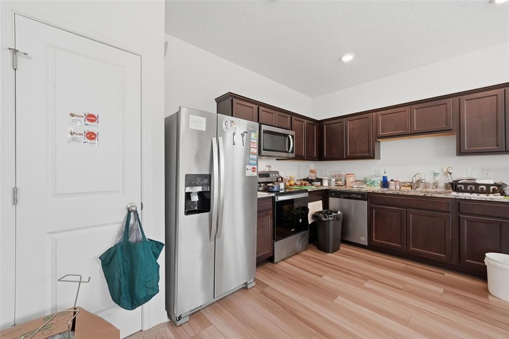 En Venta: $198,900 (3 camas, 2 baños, 1404 Pies cuadrados)