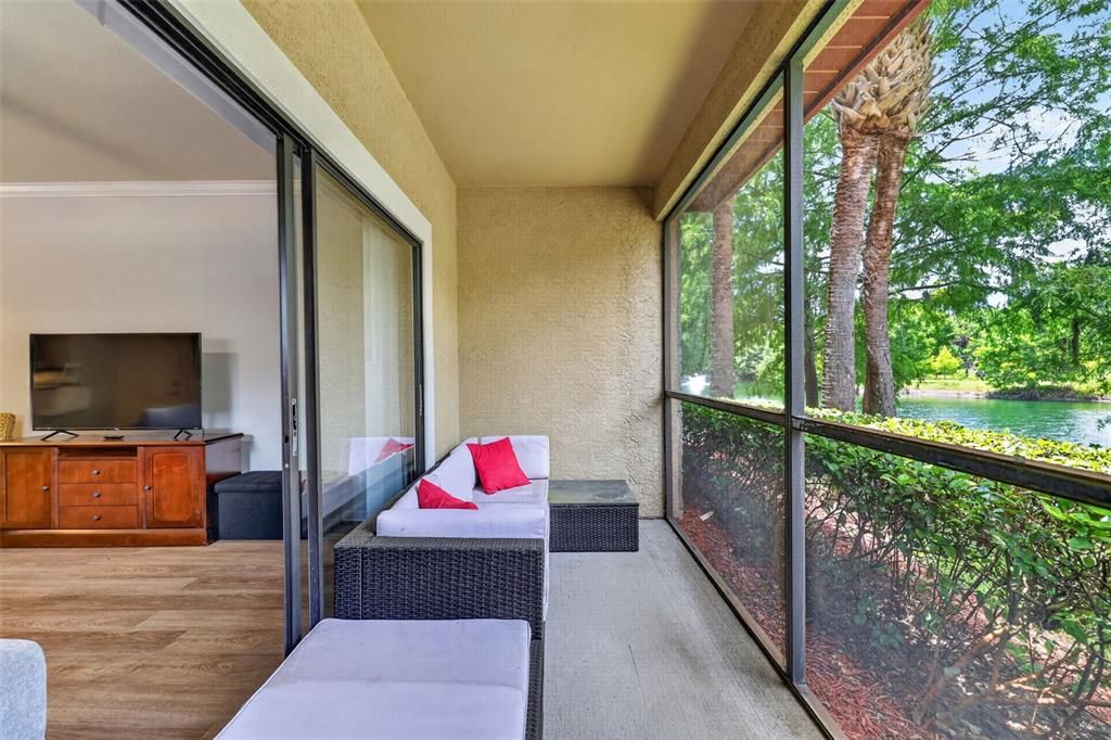 En Venta: $275,000 (2 camas, 2 baños, 1080 Pies cuadrados)