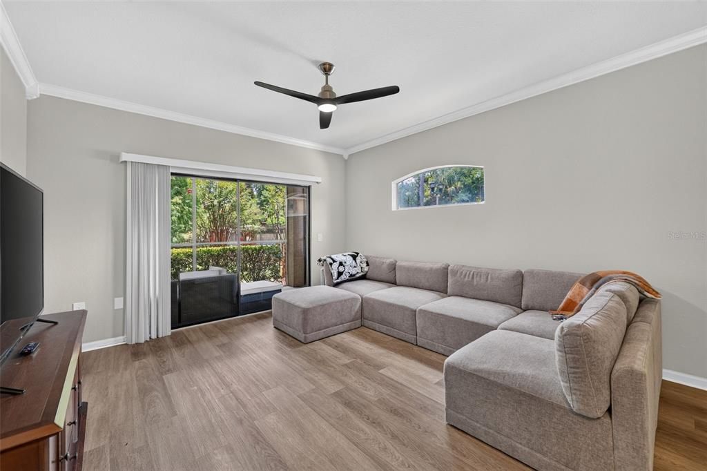 En Venta: $275,000 (2 camas, 2 baños, 1080 Pies cuadrados)