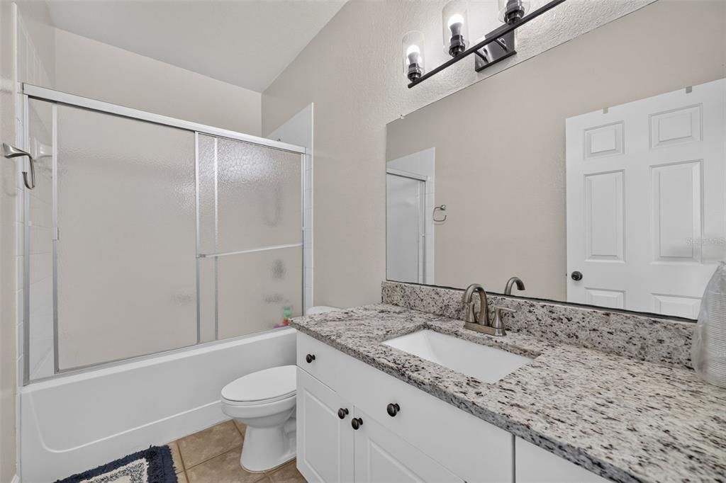 En Venta: $275,000 (2 camas, 2 baños, 1080 Pies cuadrados)