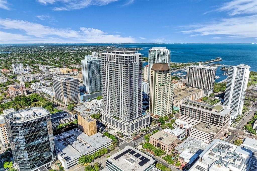 Recently Sold: $1,435,000 (2 beds, 2 baths, 1788 Square Feet)