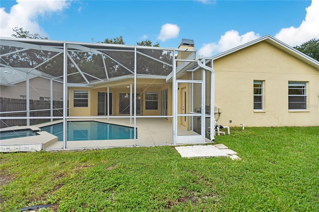 En Venta: $519,900 (4 camas, 3 baños, 2179 Pies cuadrados)