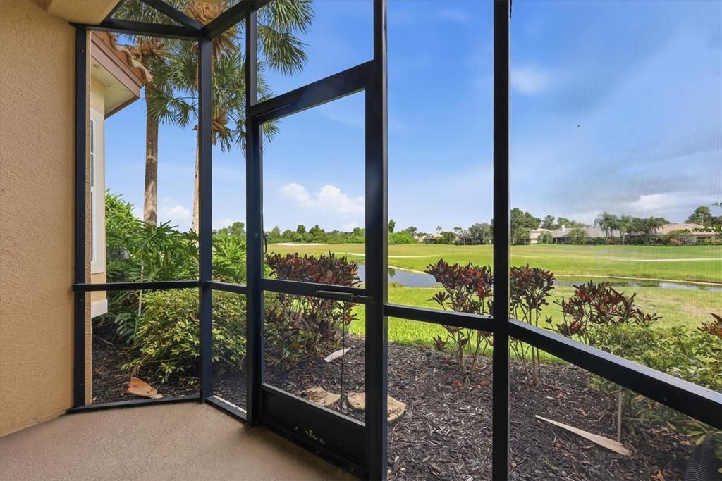 For Sale: $549,000 (4 beds, 3 baths, 2733 Square Feet)