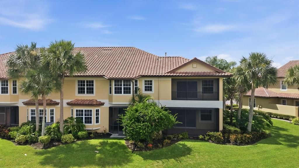 For Sale: $549,000 (4 beds, 3 baths, 2733 Square Feet)