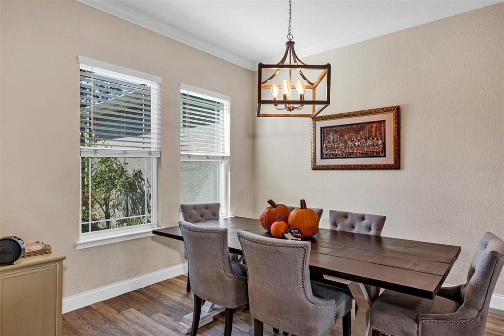 En Venta: $534,900 (4 camas, 3 baños, 2367 Pies cuadrados)