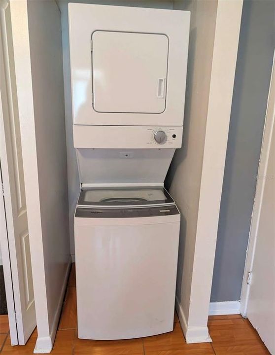 В аренду: $1,500 (2 спален, 1 ванн, 1012 Квадратных фут)